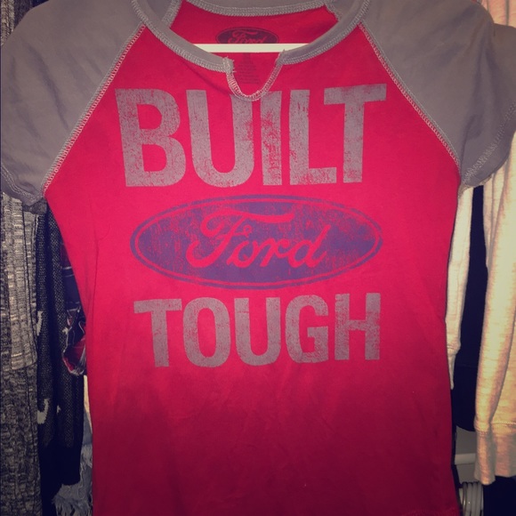 Graphic tee
