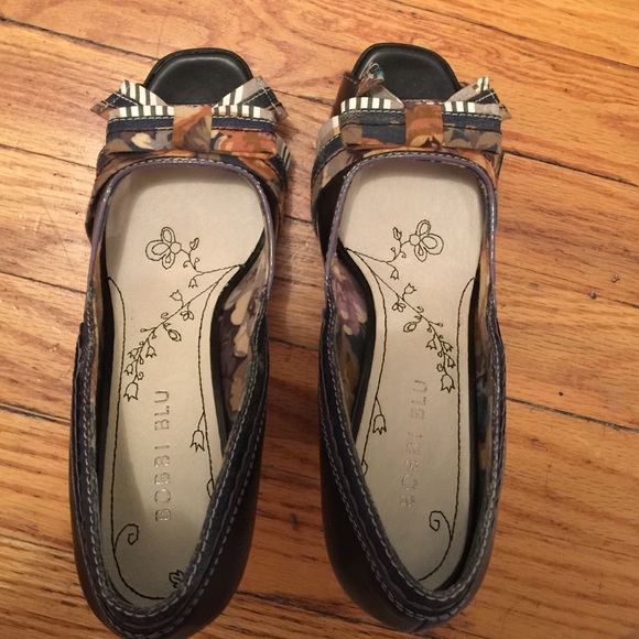 Women's Shoes