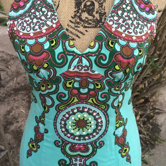 Dress - Picture 2 of 4