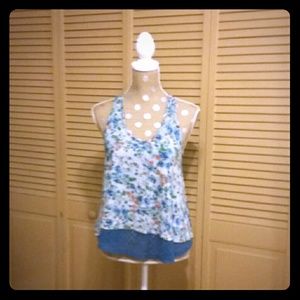 Flowered t-back tank with eyelet bottom