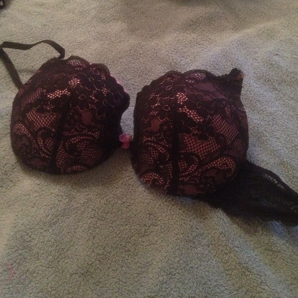 Victoria secret pink and black lace padded 34D