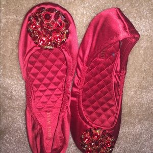 Red Nine West slippers