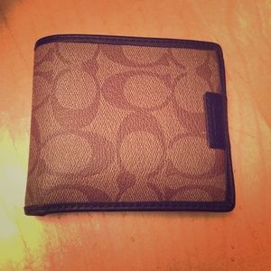 Coach wallet