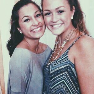 Meet your Posher, Alexandra