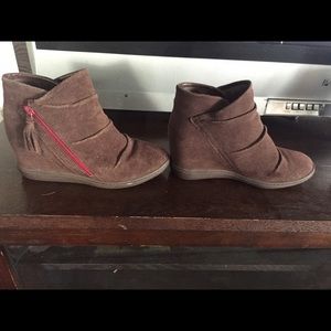 Brown suede wedge sneakers