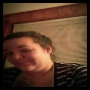 Single mom loves to knit