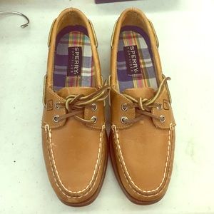 *NEW*  women's Sperry Topsider NEVER WORN size 6