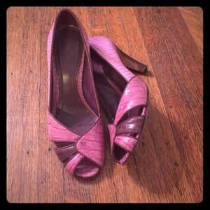 Antonio Melani two-tone plum peep toe heels