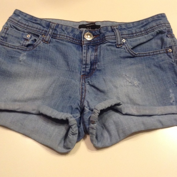 Forever 21 Denim - Forever 21 Lightwashed Shorts