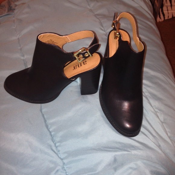 2 inch high heel booties