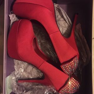 Women's bakers heels color red