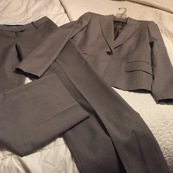 Ann Klein pant suit