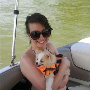 Meet your Posher, Melissa