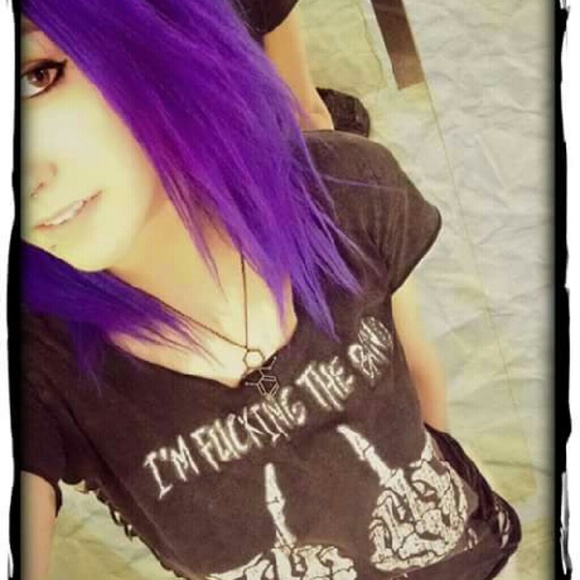 Meet your Posher - Picture 2 of 4