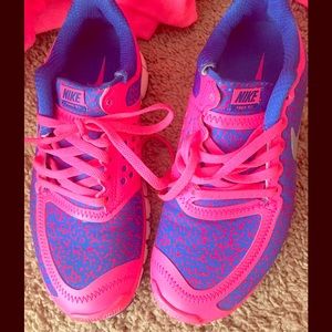 CUTE leopard authentic nikes+ matching hoodie!
