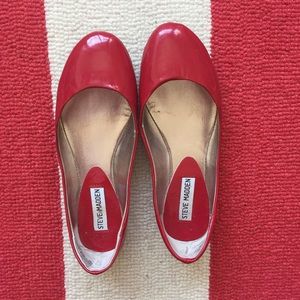 Steve Madden red flats
