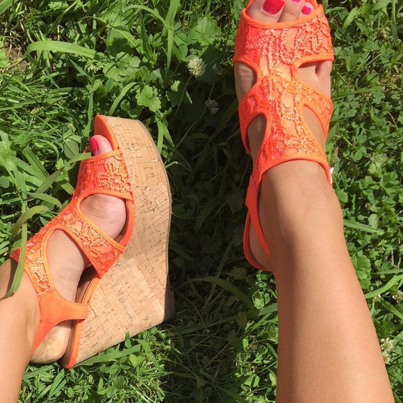 ☀️Charlotte Russe Wedges☀️