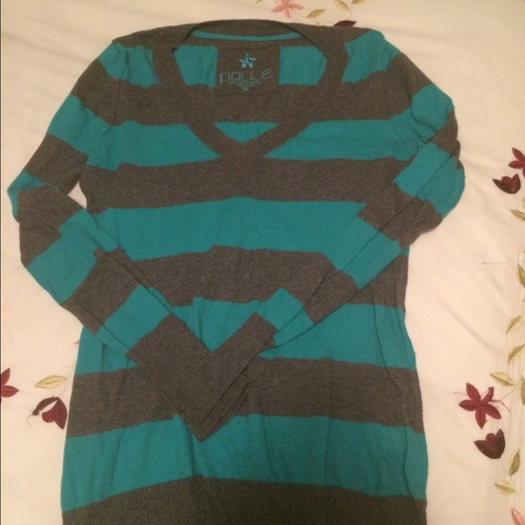 Nollie grey and Aqua sweater