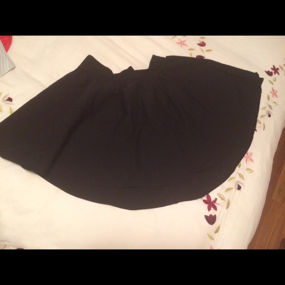 Black circle skirt