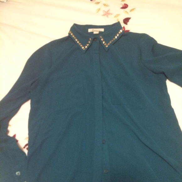 Dark green/teal button up blouse w/ collar detail