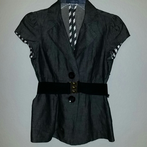 Cute short sleeve blazer