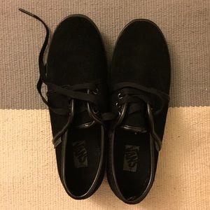 Vans black suede lo pro sneakers. Size 5.5.