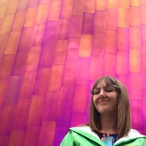 Meet your Posher, Danielle