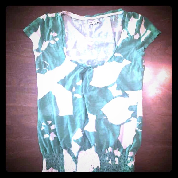 American Eagle shirt