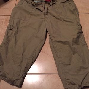 Olive green cargo capris