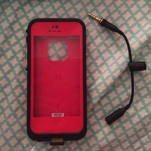 Life proof iPhone 5s case