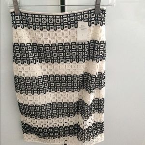 🌟NWT Banana republic Pencil skirt ☺️
