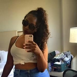 Meet your Posher, Brezzy