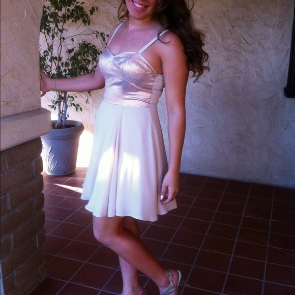 Sparkly top express dress ! - Picture 3 of 3