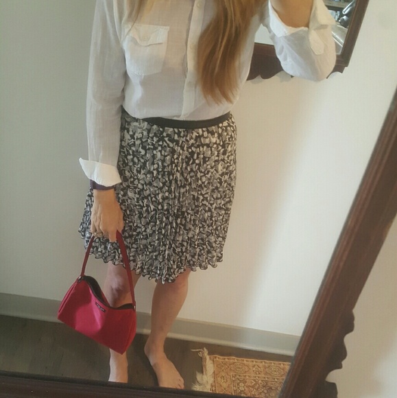 Meet your Posher - Picture 4 of 17