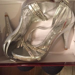 Silver heels from delicacy
