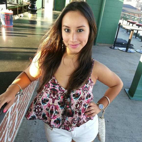 Meet your posher - Picture 3 of 3