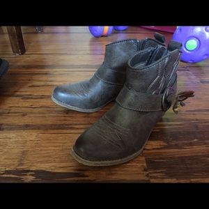 Big Buddha Boots size 8