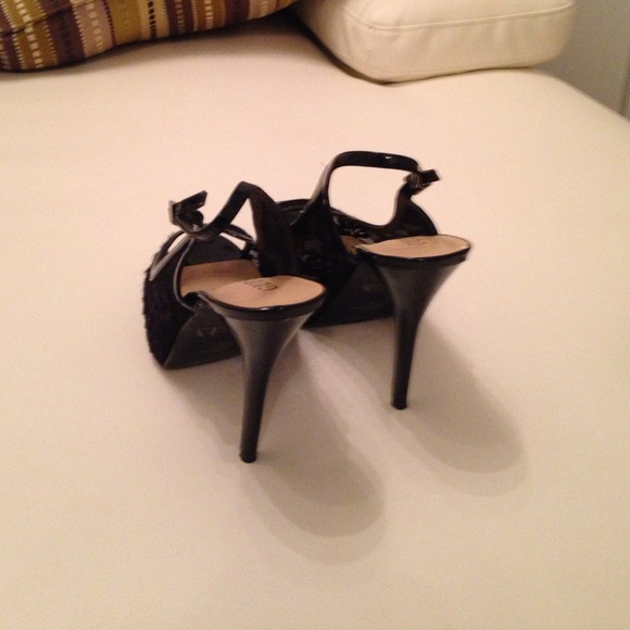 Nice Guess shoes - Picture 2 of 4