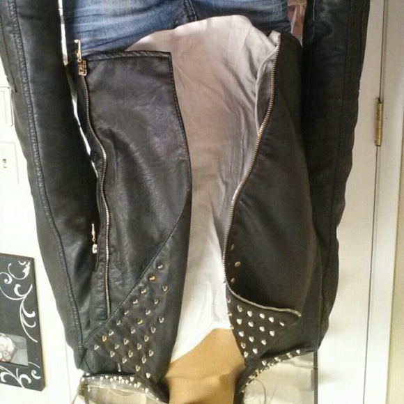 Jacket - Picture 3 of 3