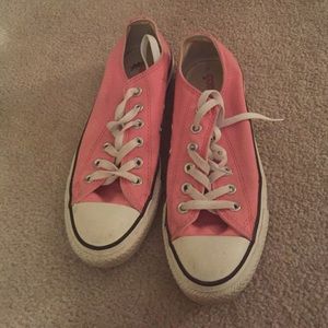 Pink women's converse