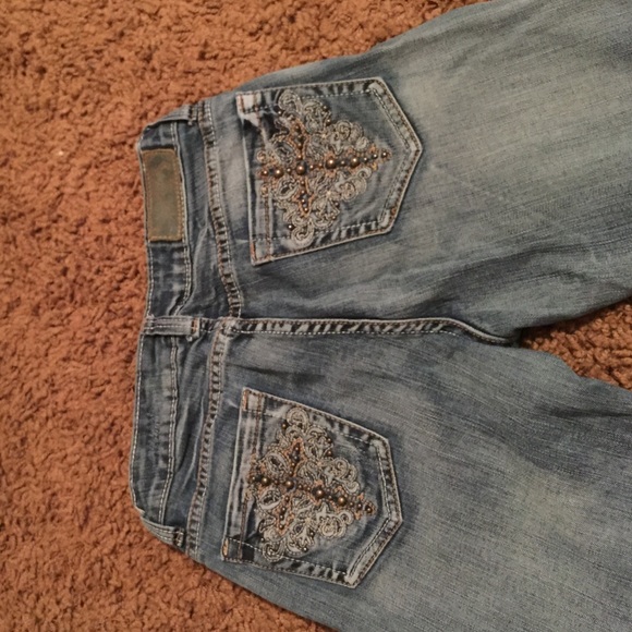 Size 7 embellished cross pocket jeans