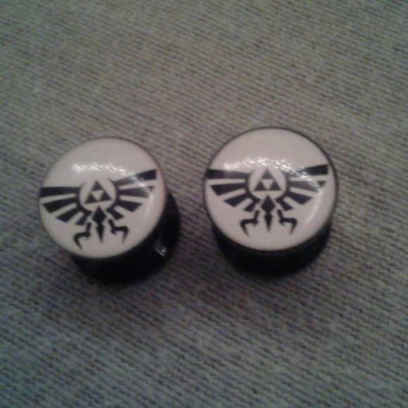 Zelda Hyrulian Crest Plugs