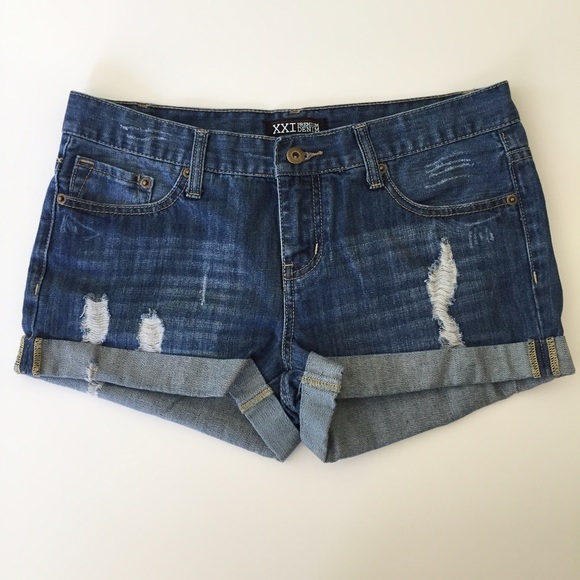 🍓SOLD IN BUNDLE🍓Forever 21 Denim Shorts