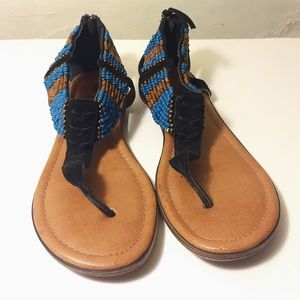 Minnetonka Suede Beaded Thong Sandals in Black