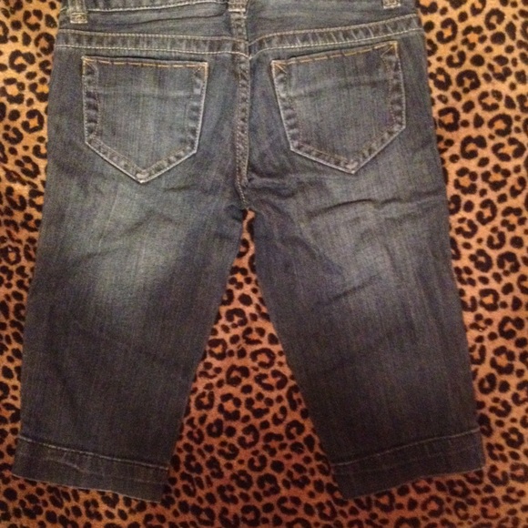 Shorts - Picture 2 of 3