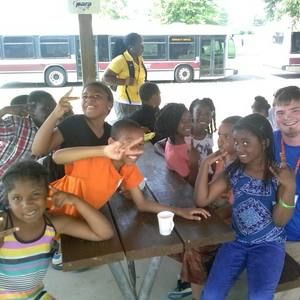 Meet your Posher, Logan