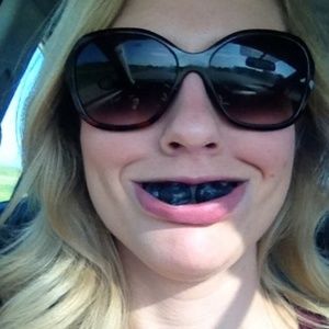 Meet your Posher, Tess