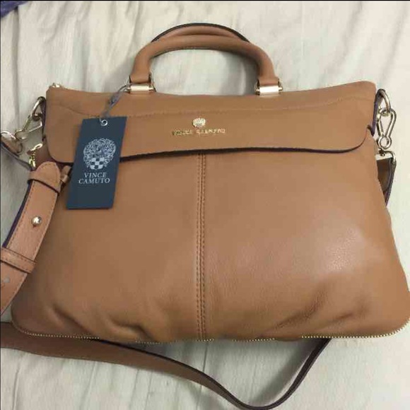 Vince Camuto Handbags - NWT Vince Camuto Dean Satchel/Crossbody Bag!