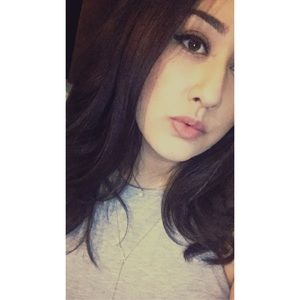 Meet your Posher, Daniela