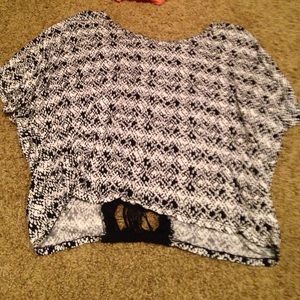 Black and white nice top